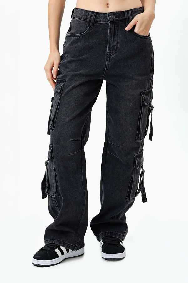 Женские джинсы