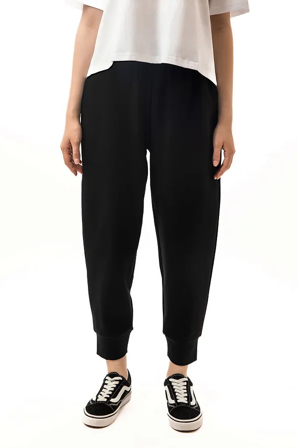 Женские джоггеры