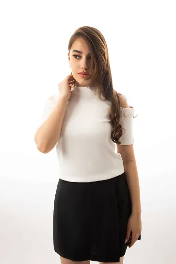 Ayollar futbolkasi SS23WES454-141285 фото