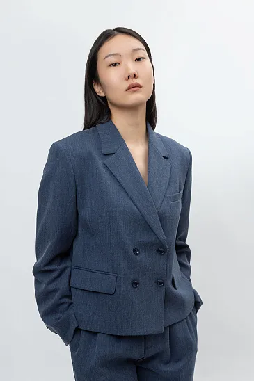 Пиджаки и жакеты