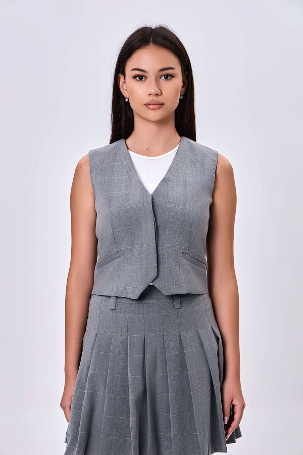 Женский пиджак без рукавов