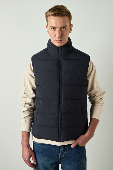 Жилетка короткая длина AW26CR1-32-23578-345938 фото