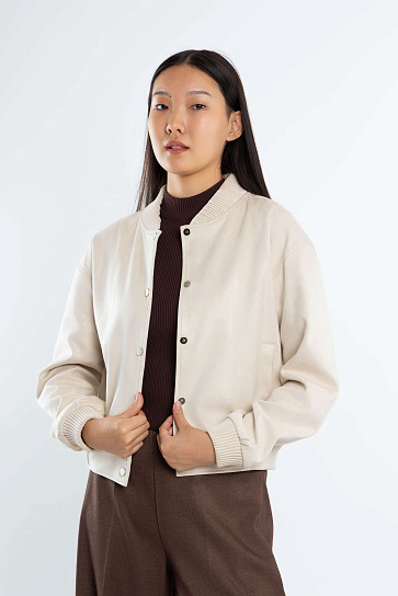 Ayollar kurtkasi AW25WES-21132-333273 фото