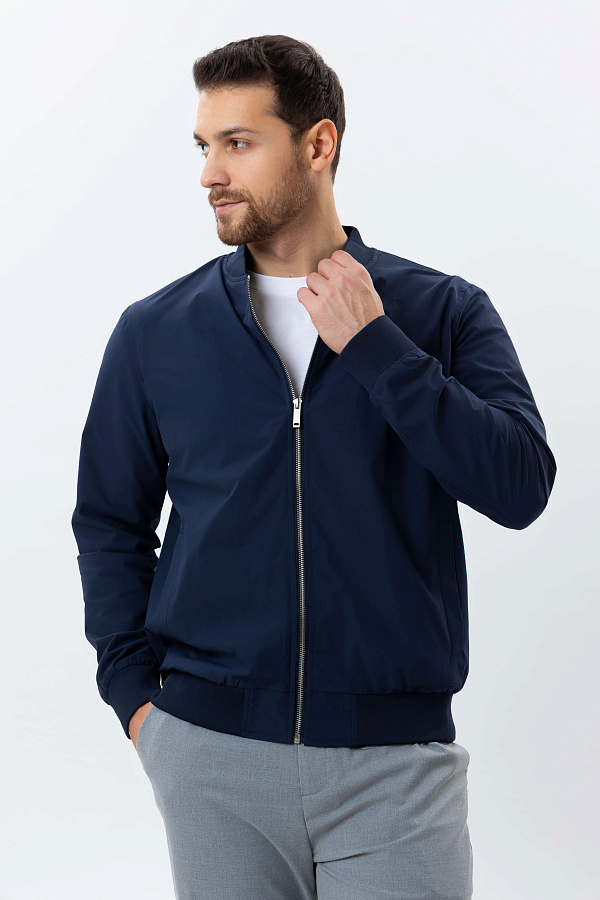 Ветровка короткая длина