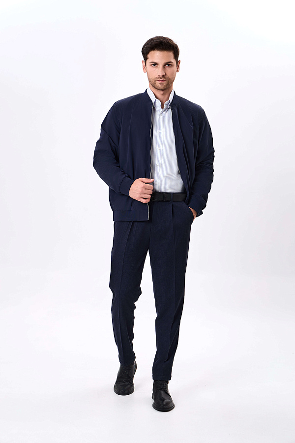 Ветровка короткая длина