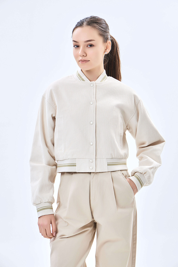 Женская ветровка короткая длина AW23WBA-52013 фото