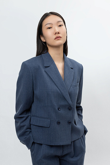 Пиджаки и жакеты